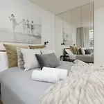 Cosy Dream Center By Renters Варшава