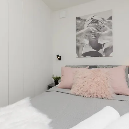 Cosy Dream Center By Renters Varsovie